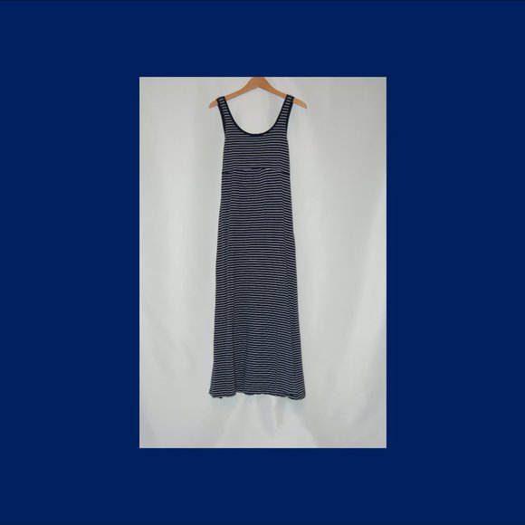 Columbia PFG OMNI-WICK Maxidress Navy with White Stripes Size Medium - Picture 1 of 3